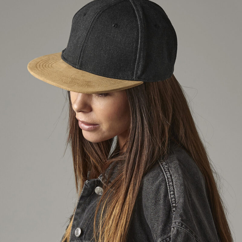 Suede peak snapback