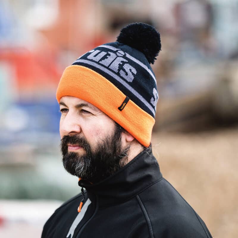 Trade bobble hat